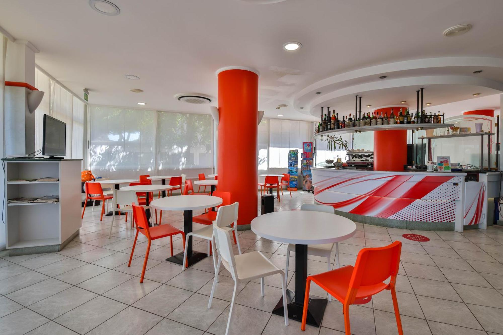 Ciccio Hotel Мисано Адриатико Екстериор снимка