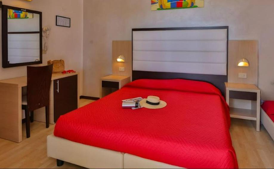 Ciccio Hotel Мисано Адриатико Екстериор снимка