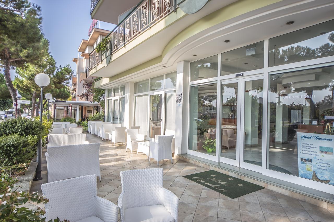 Ciccio Hotel Мисано Адриатико Екстериор снимка